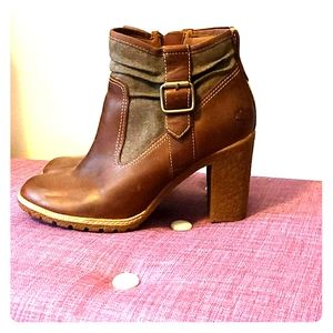 Timberland 👢 Boots Size 9